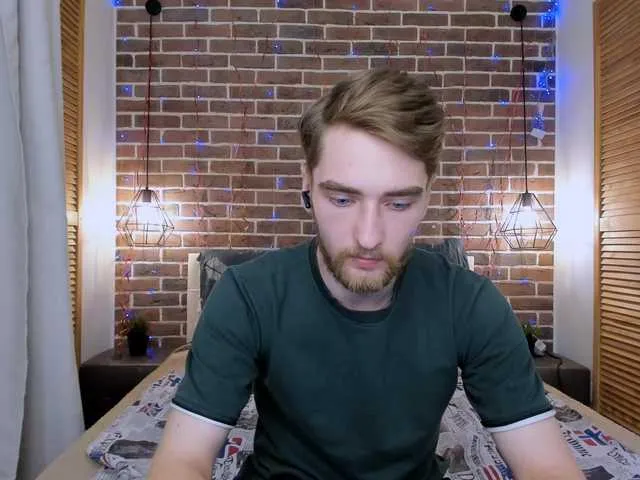 Live sex webcam photo for DexterDexx #278264060