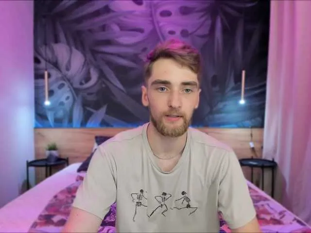 Live sex webcam photo for DexterDexx #278299472