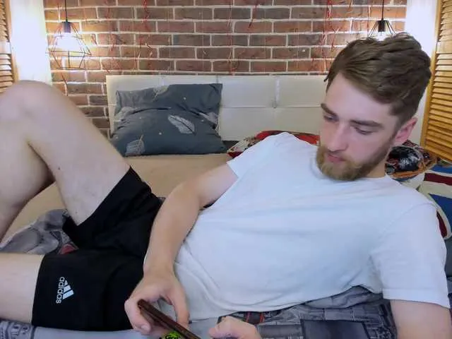 Live sex webcam photo for DexterDexx #283962061