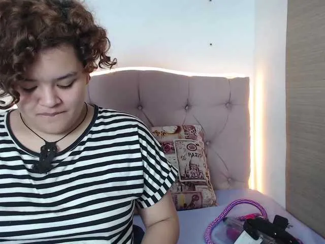 Live sex webcam photo for Dhali- #272489439