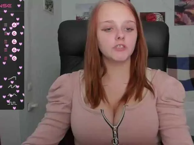 Live sex webcam photo for Diafoxy #276213566