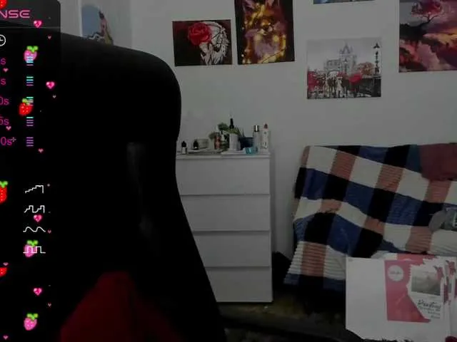 Live sex webcam photo for Diafoxy #276323417