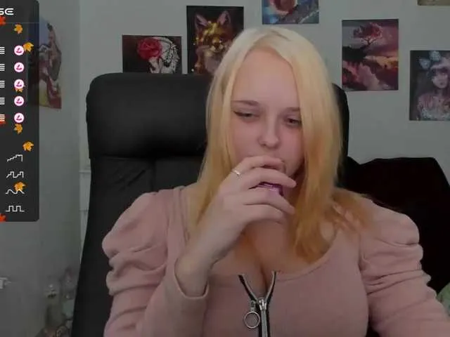 Live sex webcam photo for Diafoxy #276616771