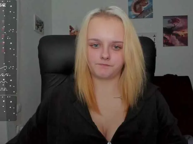 Live sex webcam photo for Diafoxy #276854662