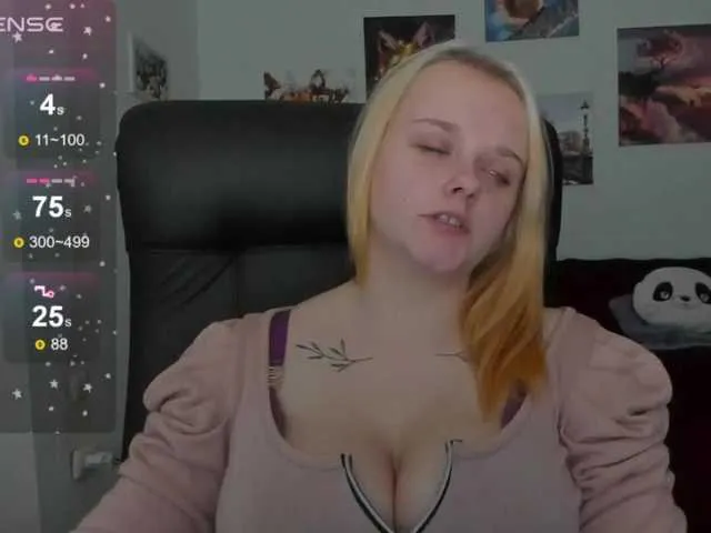 Live sex webcam photo for Diafoxy #276883033