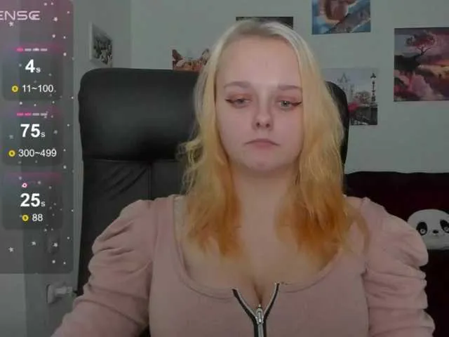 Live sex webcam photo for Diafoxy #276903152