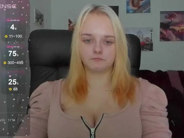 Live sex webcam photo for Diafoxy #276919618