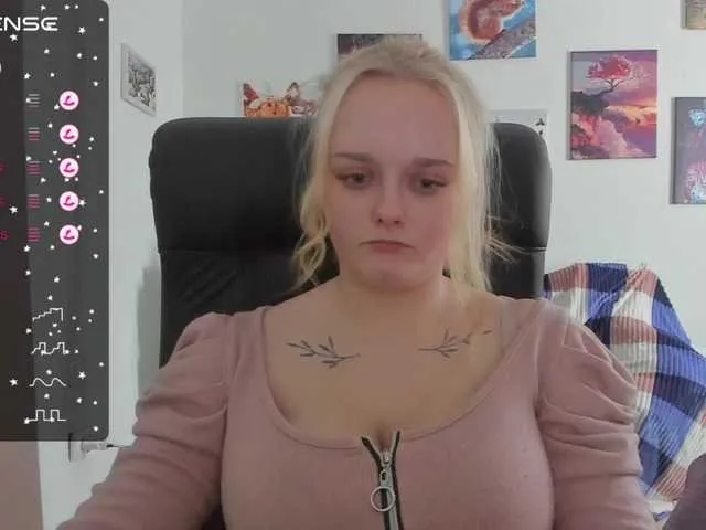 Live sex webcam photo for Diafoxy #277165425