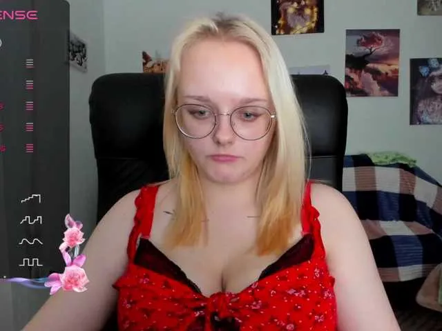 Live sex webcam photo for Diafoxy #277726480