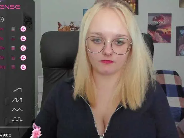 Live sex webcam photo for Diafoxy #277780490