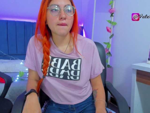 Live sex webcam photo for Diamond-Valer #272503295