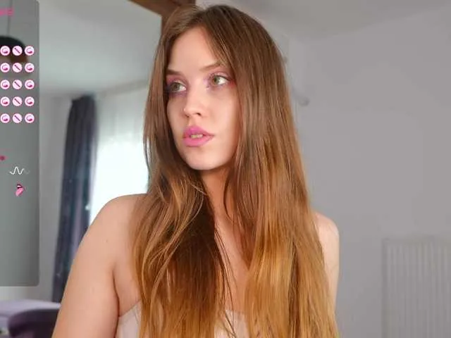 Live sex webcam photo for DiamondAlishi #277881335