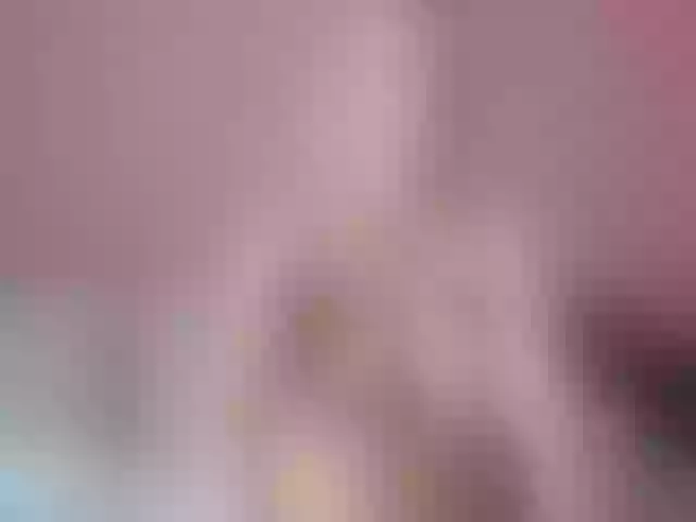 Live sex webcam photo for DiamondKay #287973982