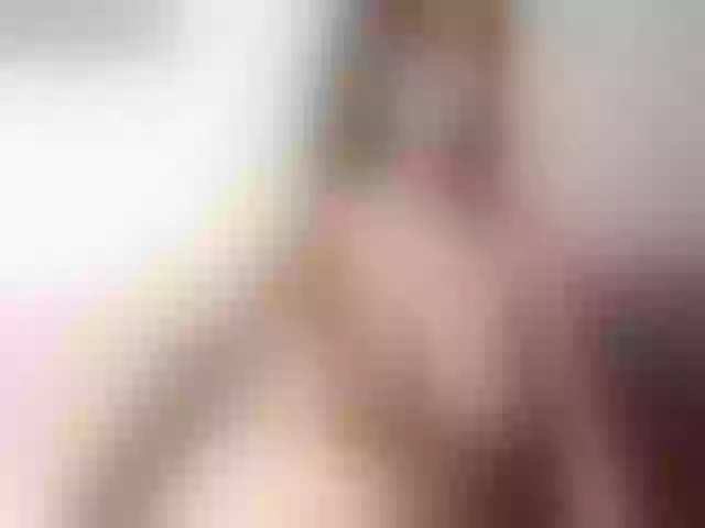Live sex webcam photo for DiamondKay #287974268