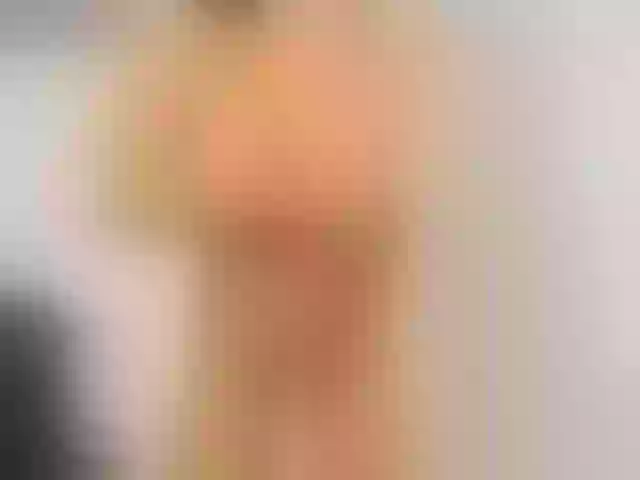 Live sex webcam photo for DiamondKay #291726552