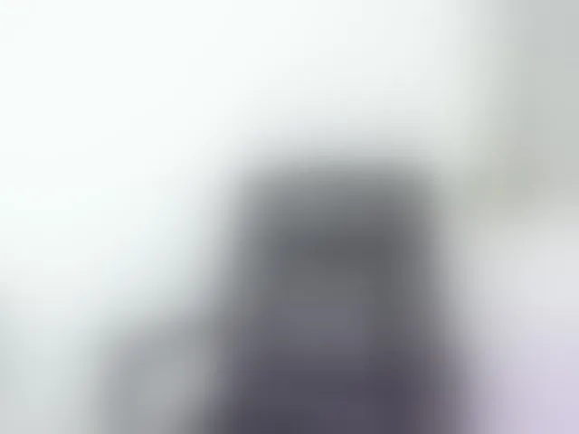 Live sex webcam photo for DiamondKay #293647211