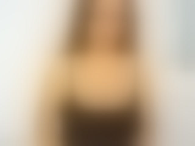 Live sex webcam photo for DiamondKay #293986816