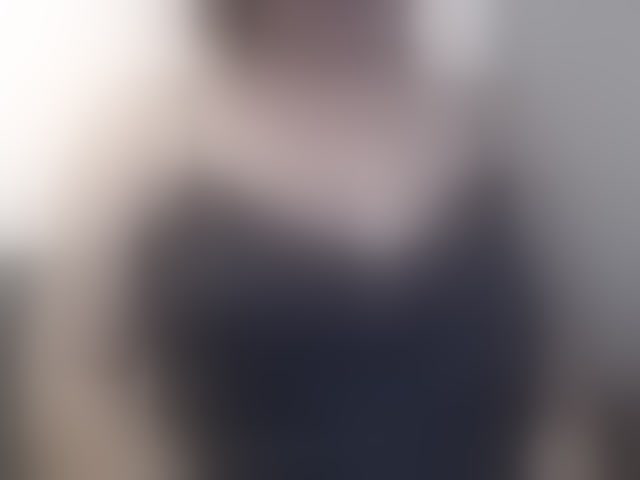 Live sex webcam photo for Diamonddesiree #294046010