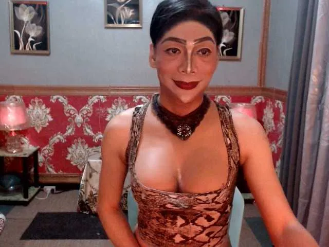 Live sex webcam photo for Diamondfox #290501906