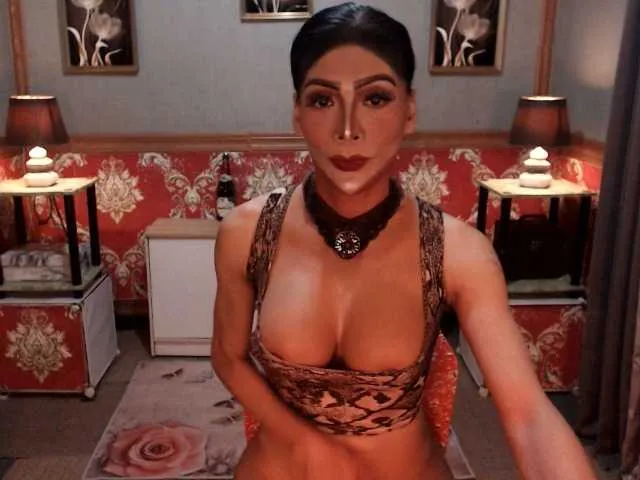 Live sex webcam photo for Diamondfox #291700119