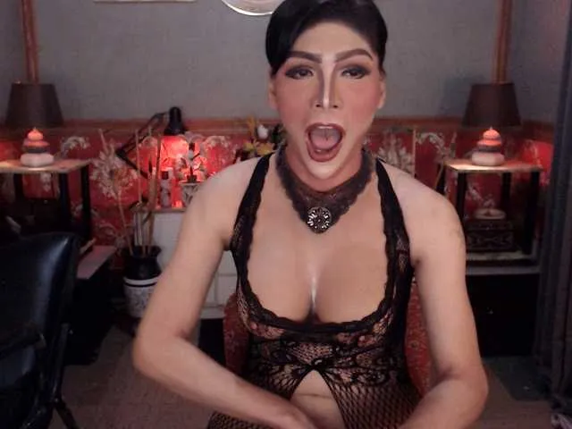 Live sex webcam photo for Diamondfox #293872063