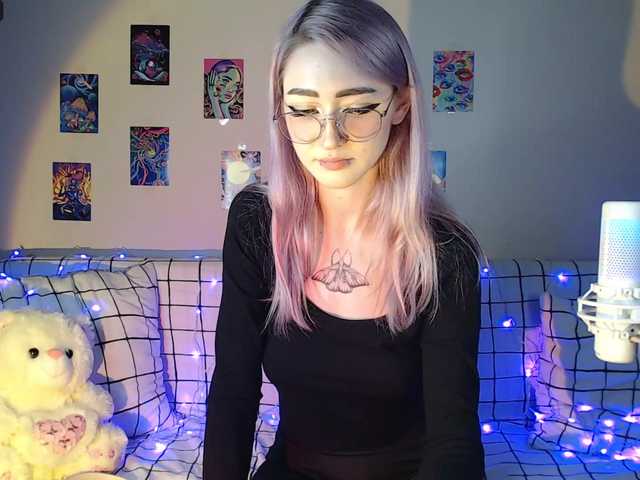 Live sex webcam photo for Diana-Dii #276799320