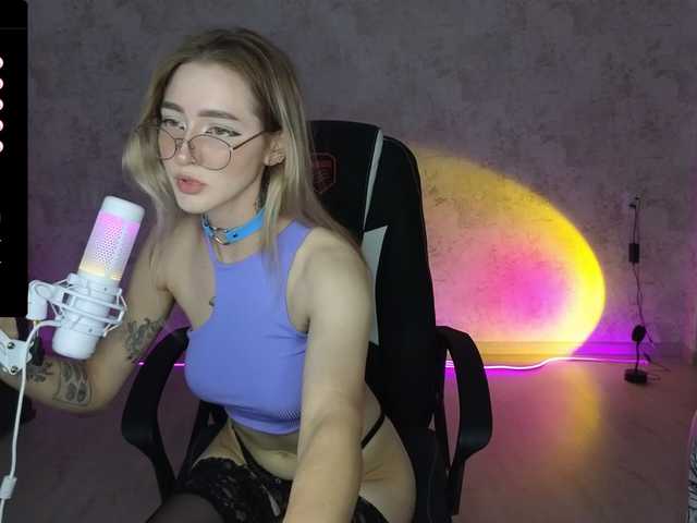 Live sex webcam photo for Diana-Dii #278187235