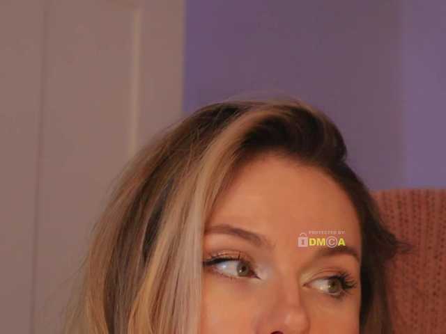 Live sex webcam photo for DianaMurr #290419476