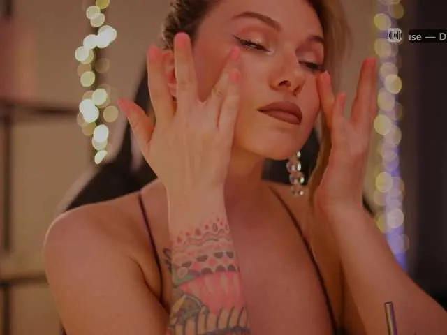 Live sex webcam photo for DianaMurr #291194130