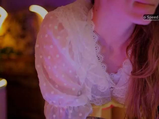 Live sex webcam photo for DianaMurr #291498913