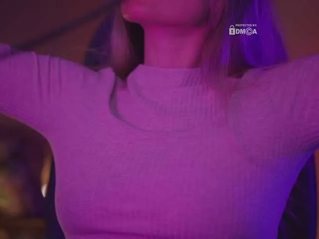 Live sex webcam photo for DianaMurr #292143359