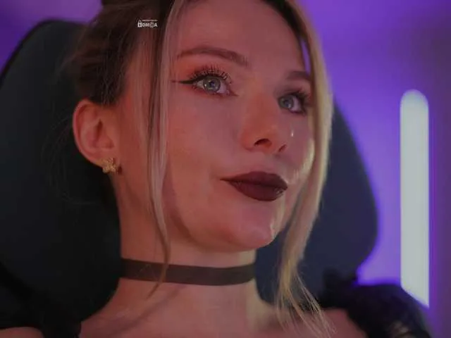 Live sex webcam photo for DianaMurr #292340002