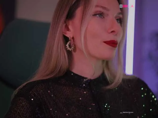 Live sex webcam photo for DianaMurr #292390664