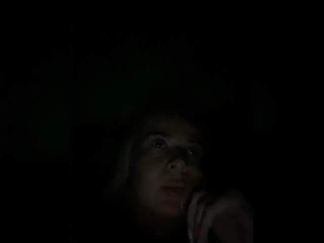 Live sex webcam photo for Dianands001 #276279189