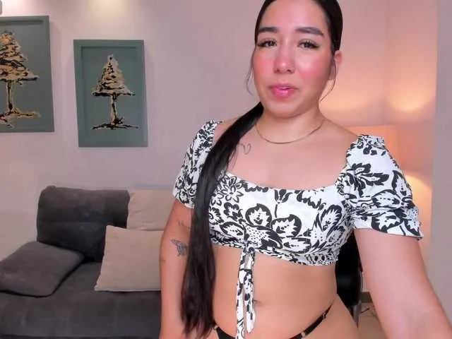 Live sex webcam photo for DianeSpencer #290273323