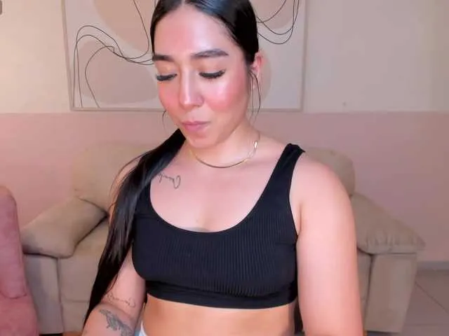 Live sex webcam photo for DianeSpencer #290309479