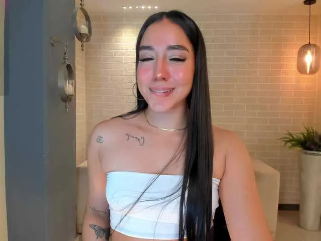 Live sex webcam photo for DianeSpencer #290612619