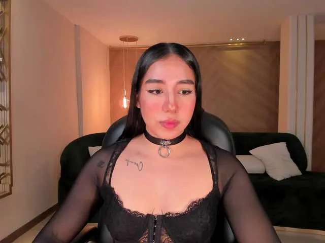 Live sex webcam photo for DianeSpencer #290927941