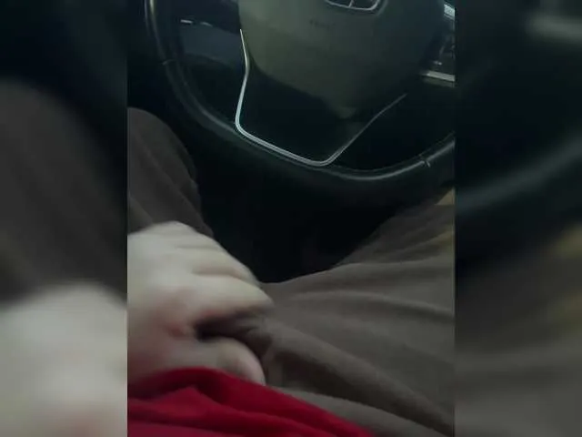 Live sex webcam photo for Diaz2020 #291255285