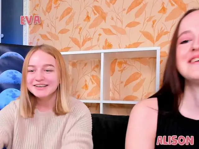 Live sex webcam photo for DiazLorena #273030926