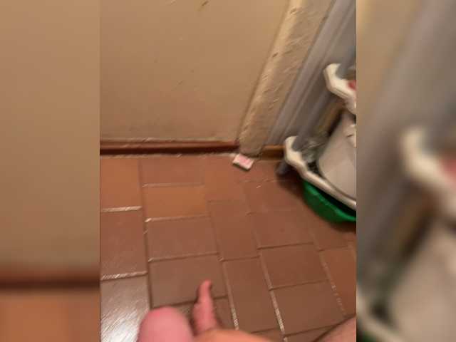 Live sex webcam photo for Dictator001a #274476701