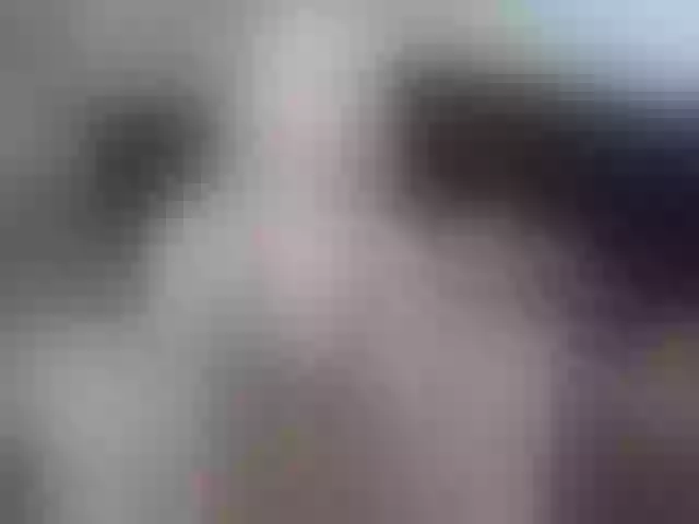 Live sex webcam photo for DiddySweet1 #271720103