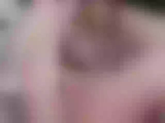 Live sex webcam photo for DiddySweet1 #290167158