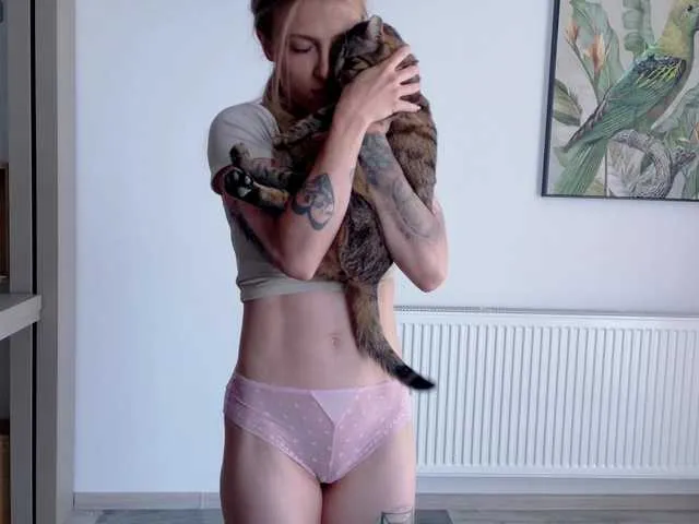 Live sex webcam photo for DiddySweet1 #291021733