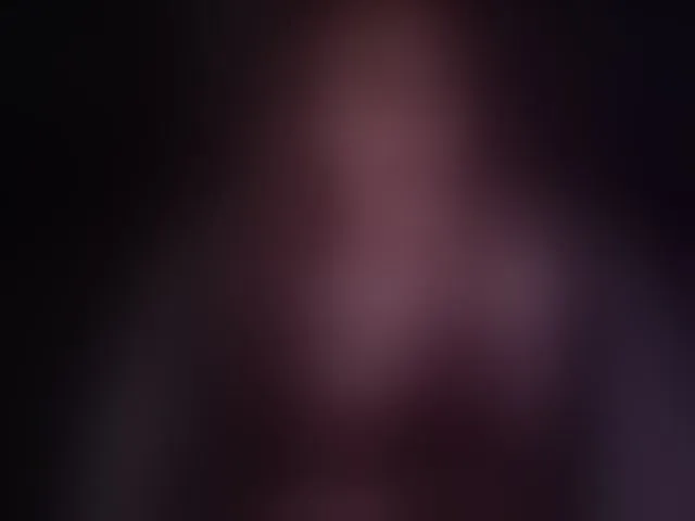 Live sex webcam photo for DiddySweet1 #293582391