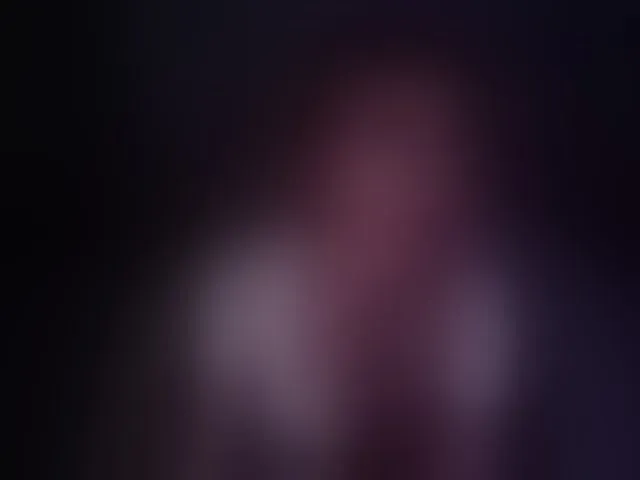 Live sex webcam photo for DiddySweet1 #293656320