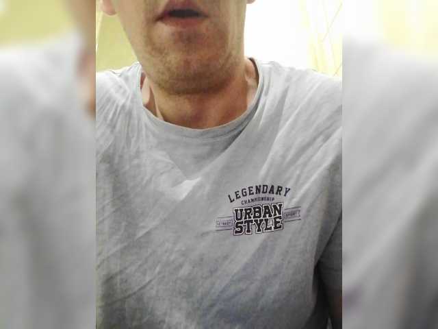 Live sex webcam photo for Dididon2305 #275711180