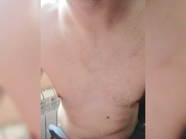 Live sex webcam photo for Dididon2305 #275732464