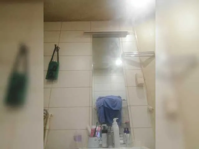 Live sex webcam photo for Dididon2305 #277637570