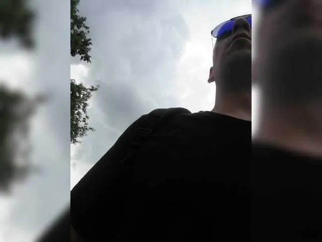 Live sex webcam photo for Dididon2305 #278062774